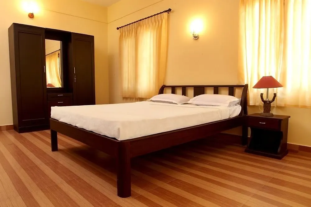 *** Resort Crescent Residency Hotel Sultan Bathery India